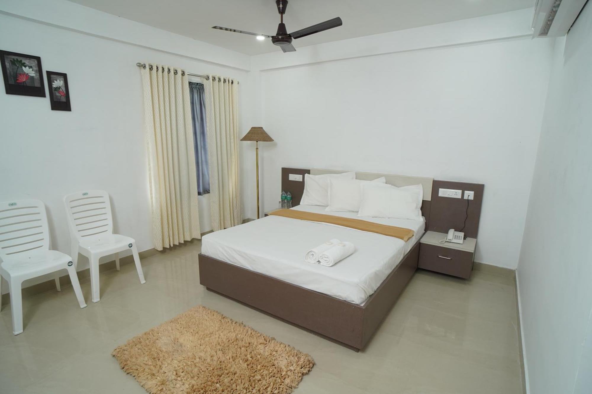 Sn Rooms Perumpāvūr Esterno foto